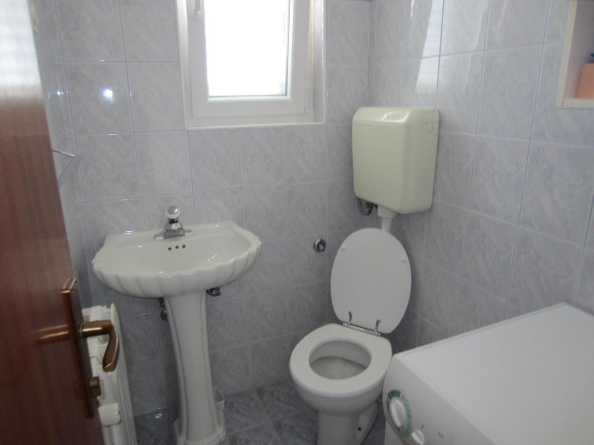 Ivic Apartments Vodice Croatia Bagian luar foto