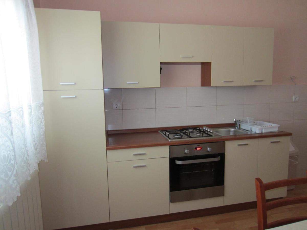 Ivic Apartments Vodice Croatia Bagian luar foto