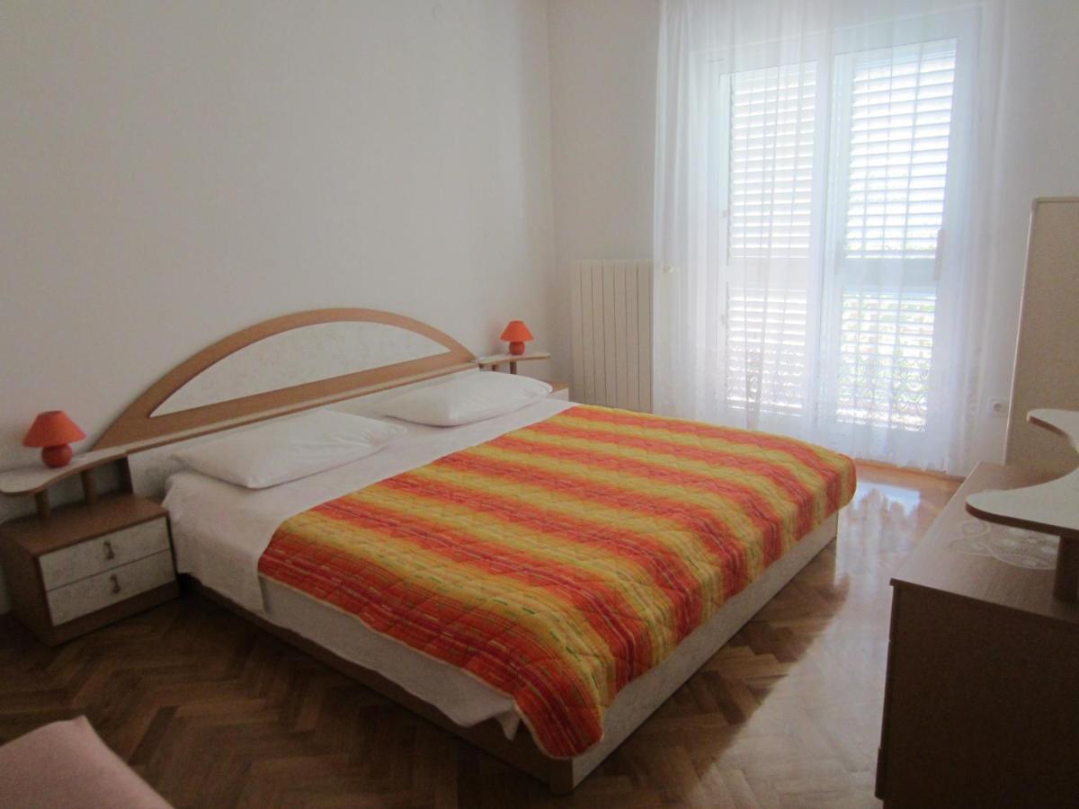 Ivic Apartments Vodice Croatia Bagian luar foto