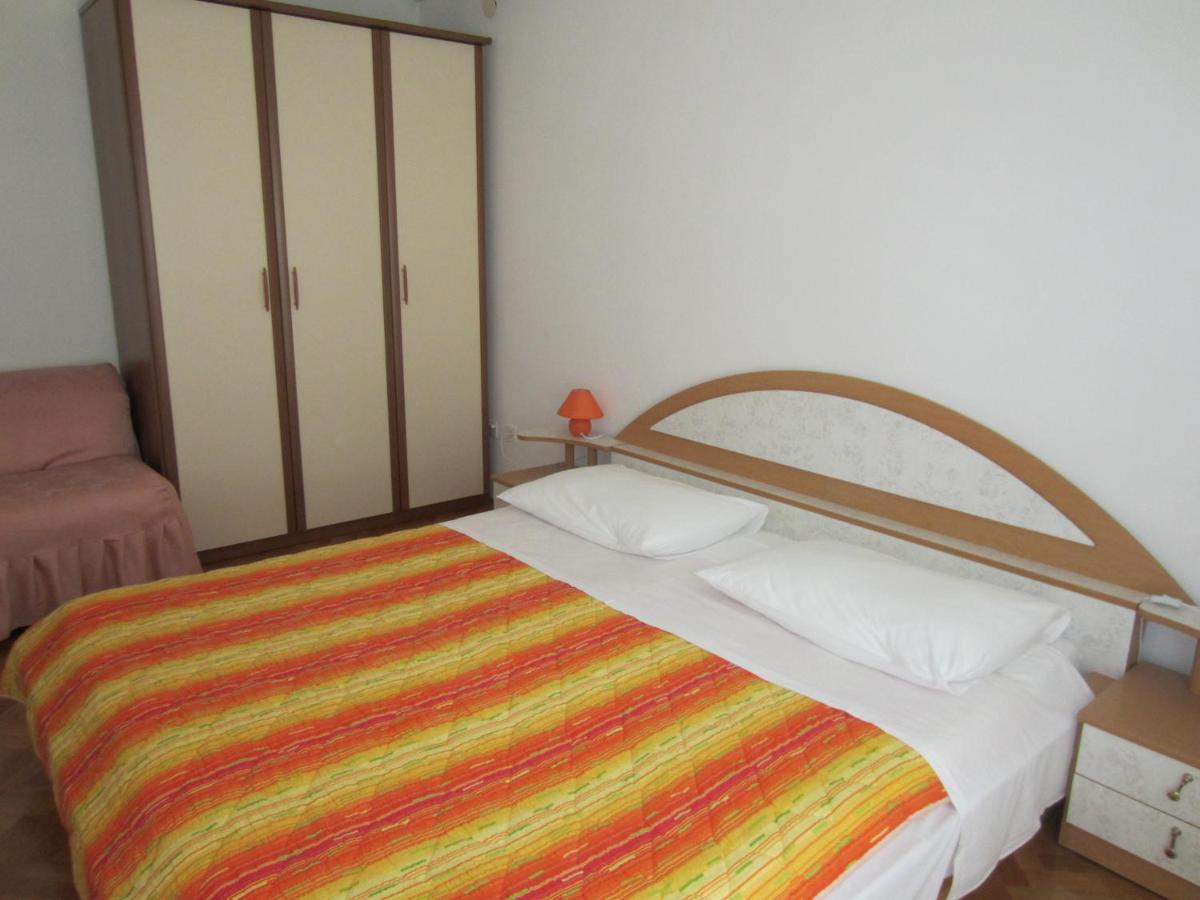 Ivic Apartments Vodice Croatia Bagian luar foto